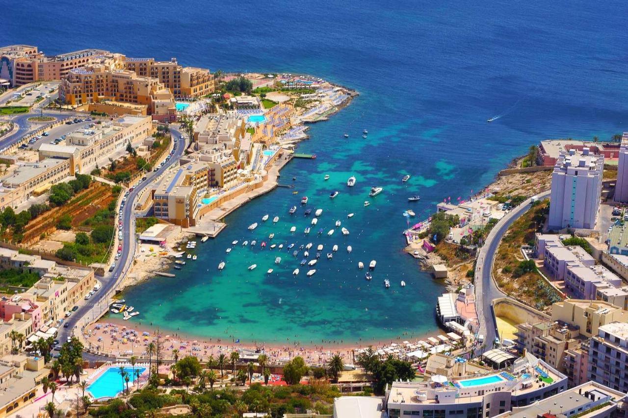 Luxe Apartment With Valletta And Harbour Views Sliema Exterior photo